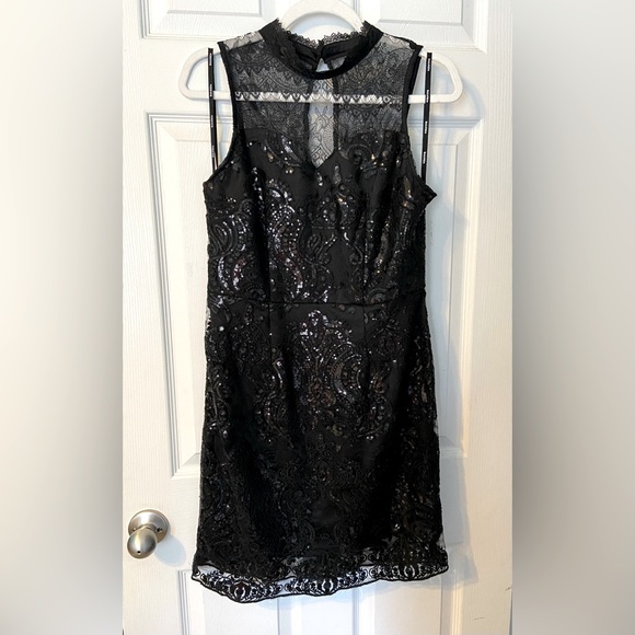 Soieblu Dresses & Skirts - NWOT Soieblu Black Lace & Sequin Sleeveless Mini Dress; Size L